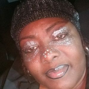 Meet your Posher, Janet